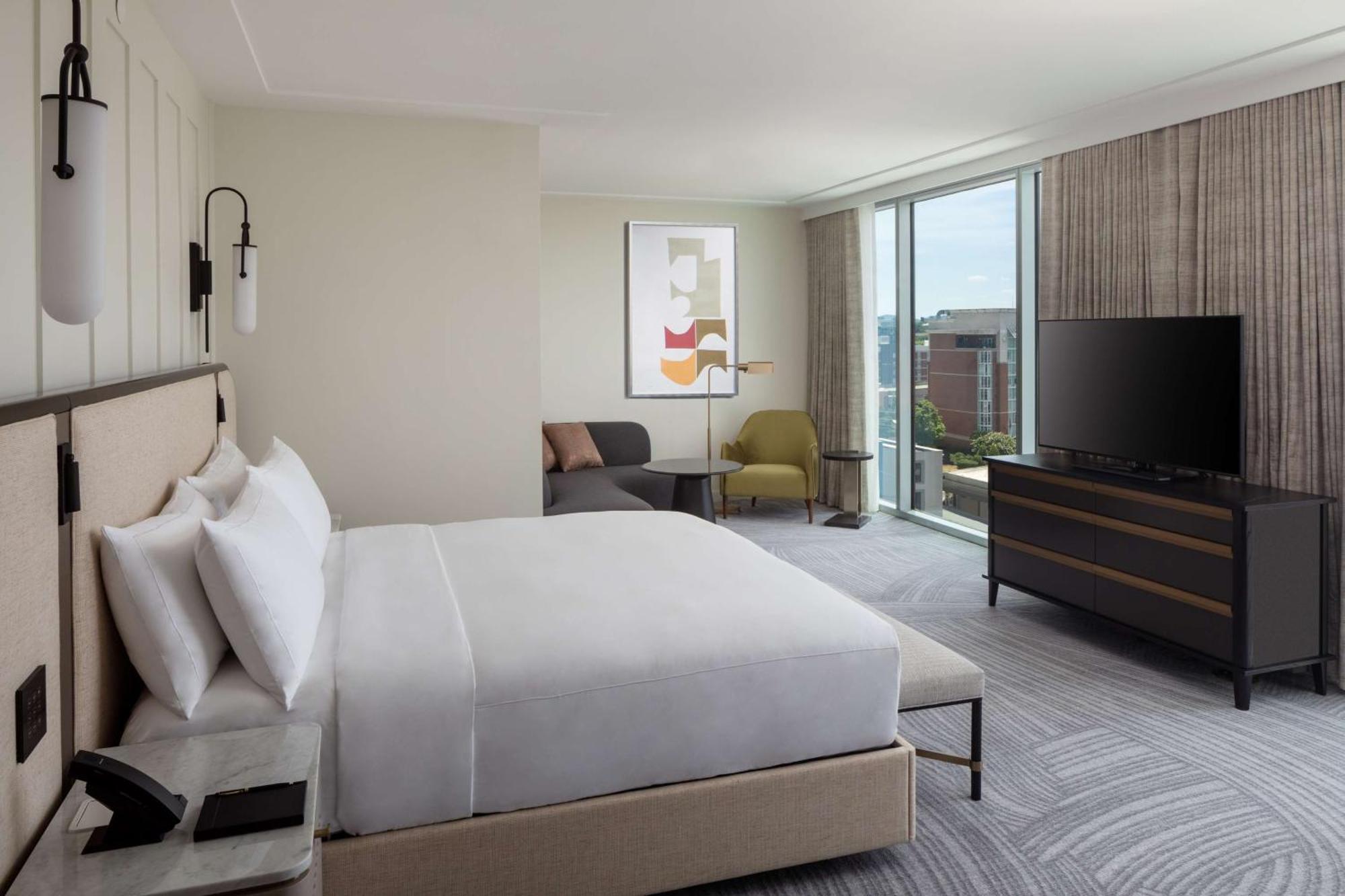 Conrad Hotel 5*