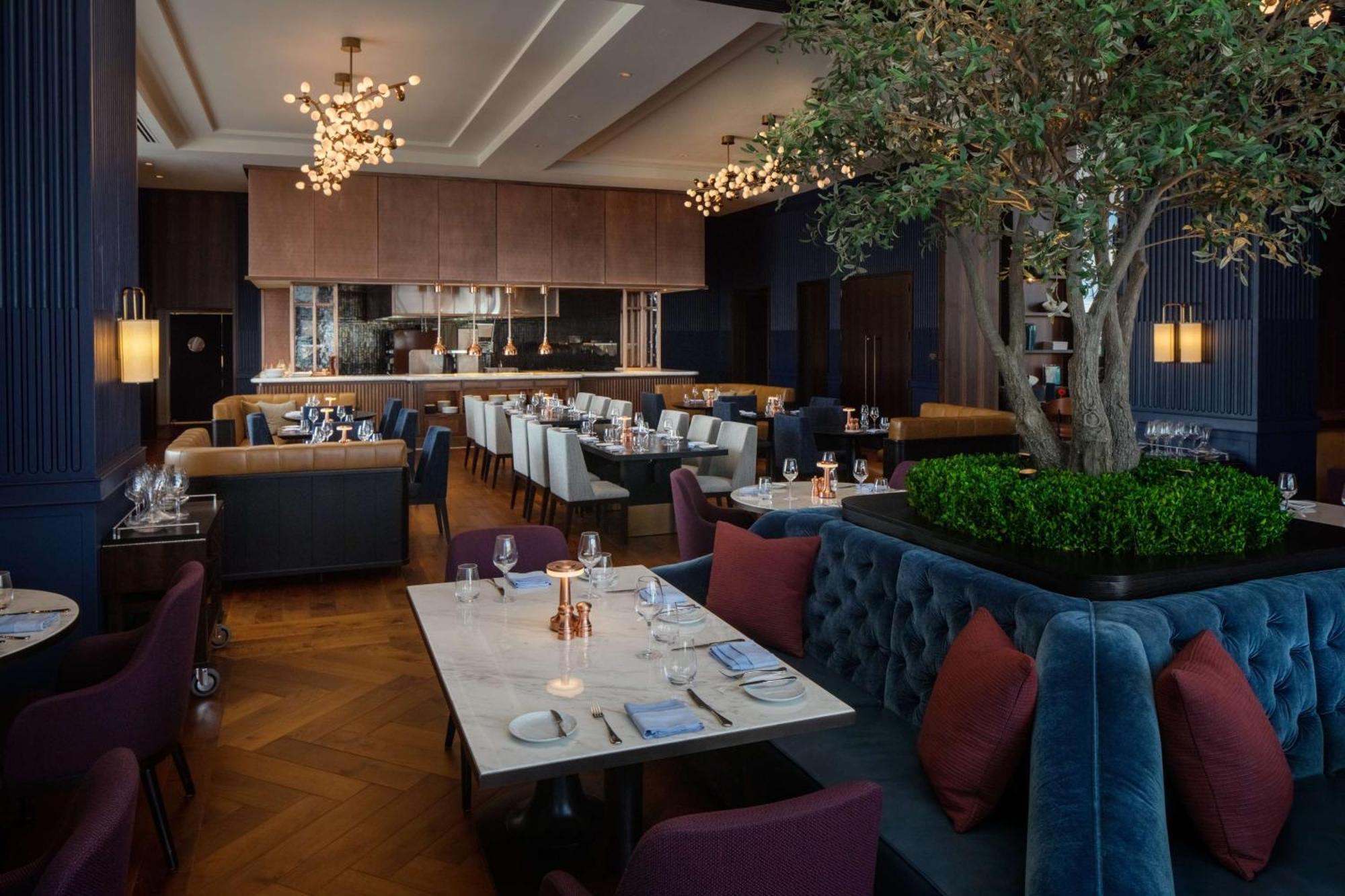 Conrad Hotel 5*