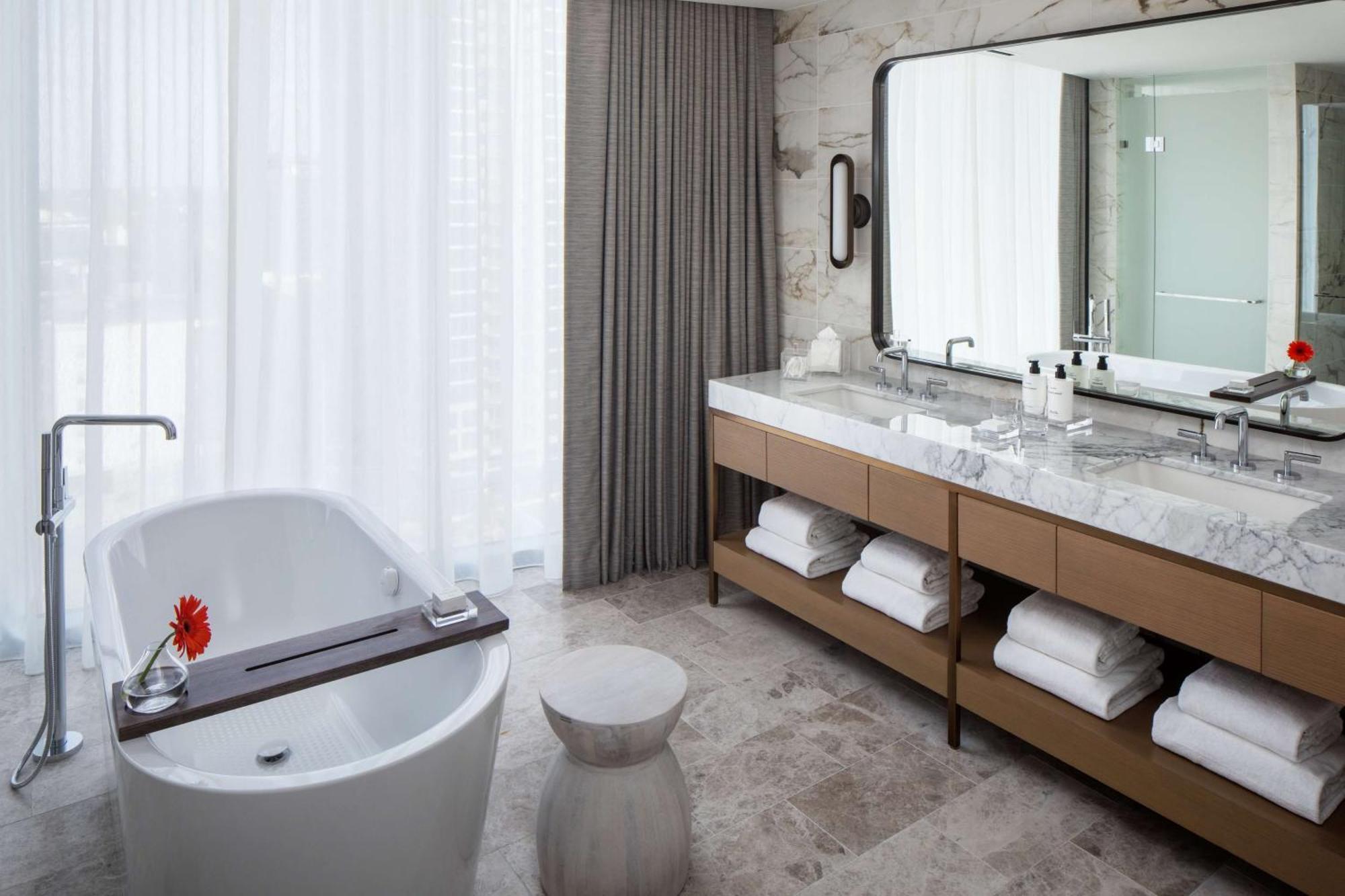 Hotel Conrad 5*